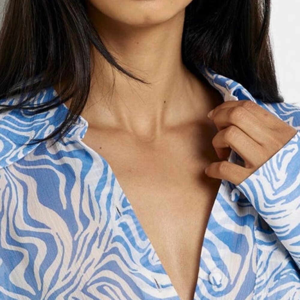 Blue and White Abstract Pattern Long Sleeve Shirt